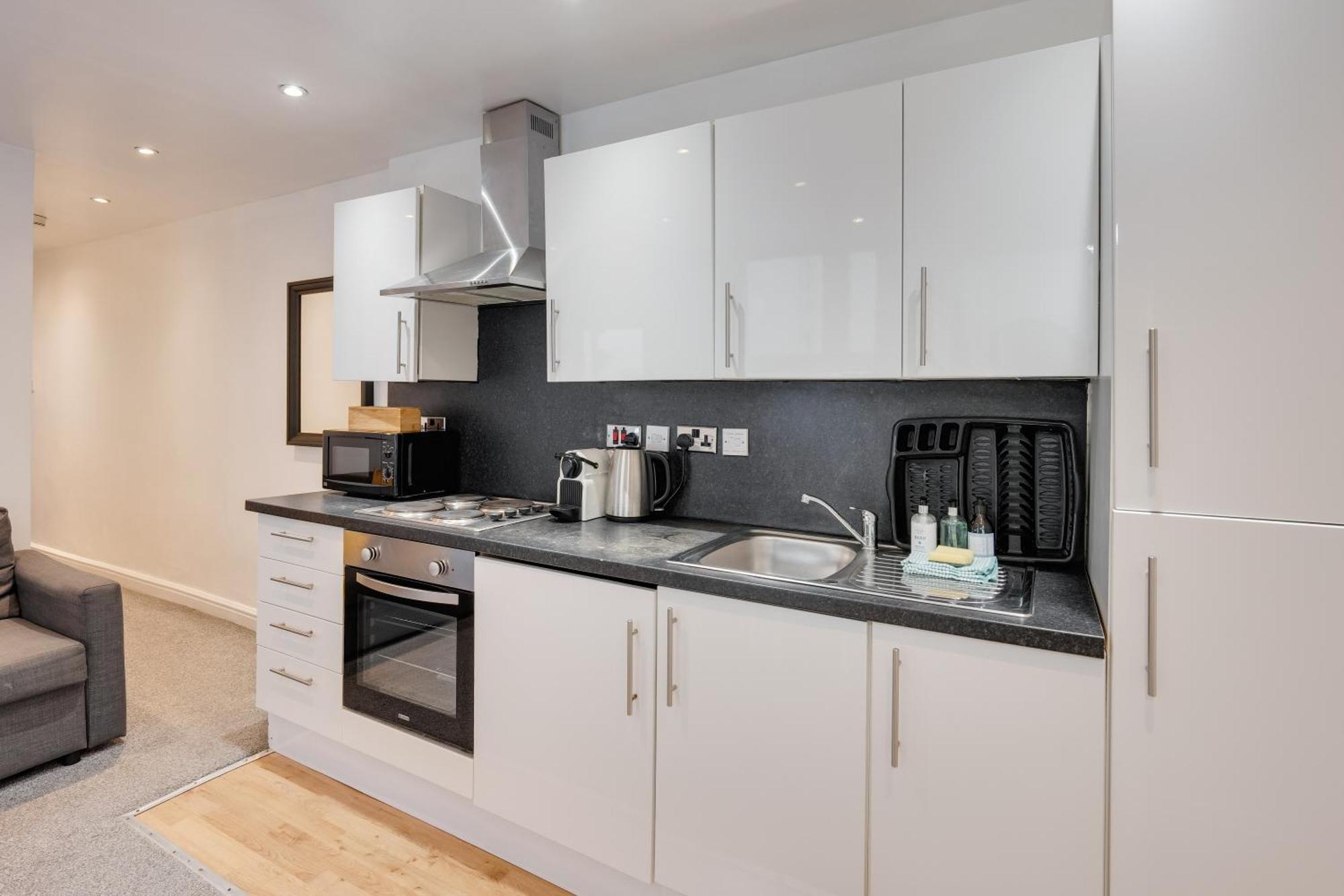 קארדיף 2 Bedroom Aprtmnt For Upto 6 Nr Centre, Uni &Parks מראה חיצוני תמונה